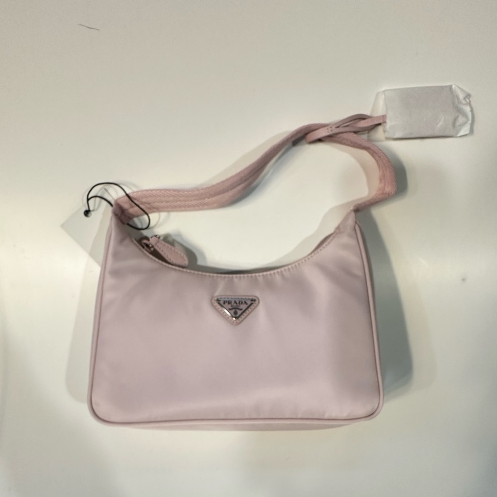 Prada Light Pink Re-Edition Nylon Shoulder Bag NEW - Picture 3 of 10